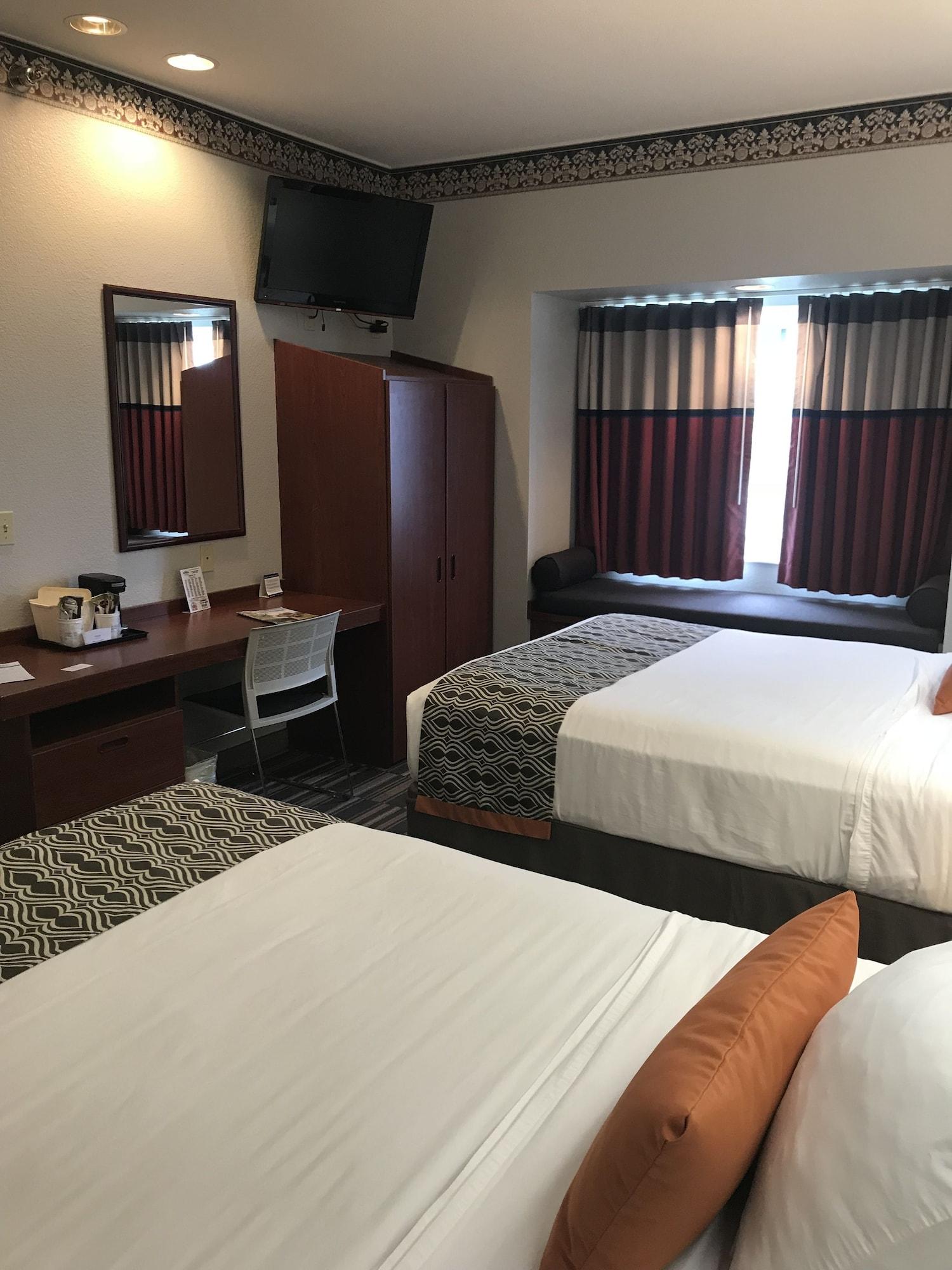 Microtel Inn & Suites Urbandale Kültér fotó
