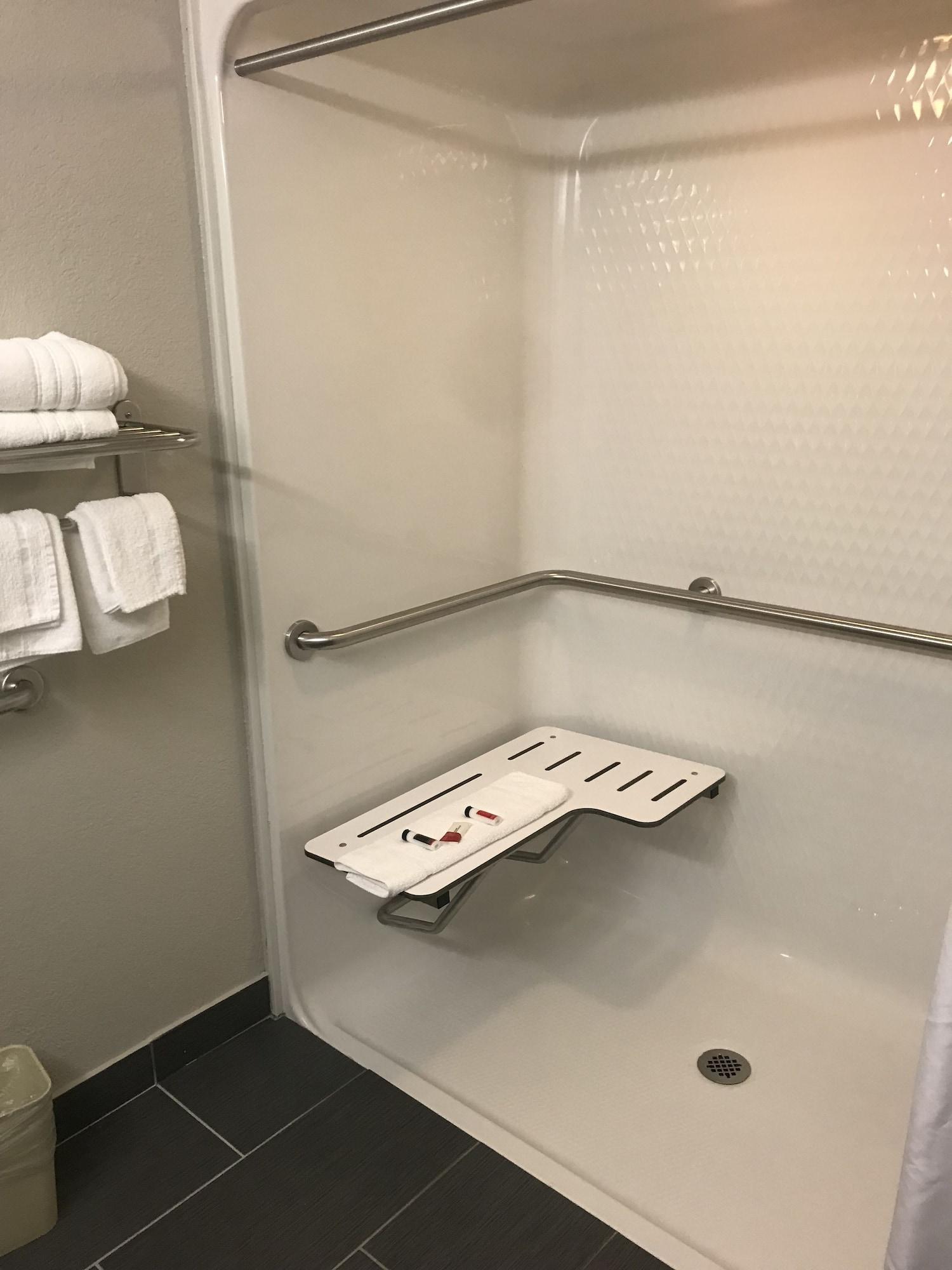 Microtel Inn & Suites Urbandale Kültér fotó