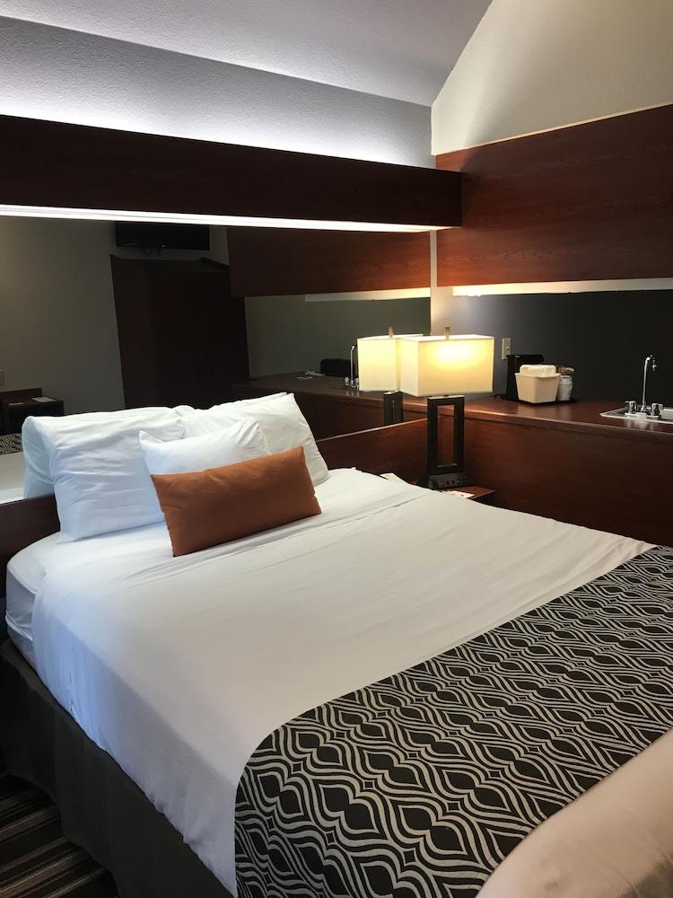 Microtel Inn & Suites Urbandale Kültér fotó