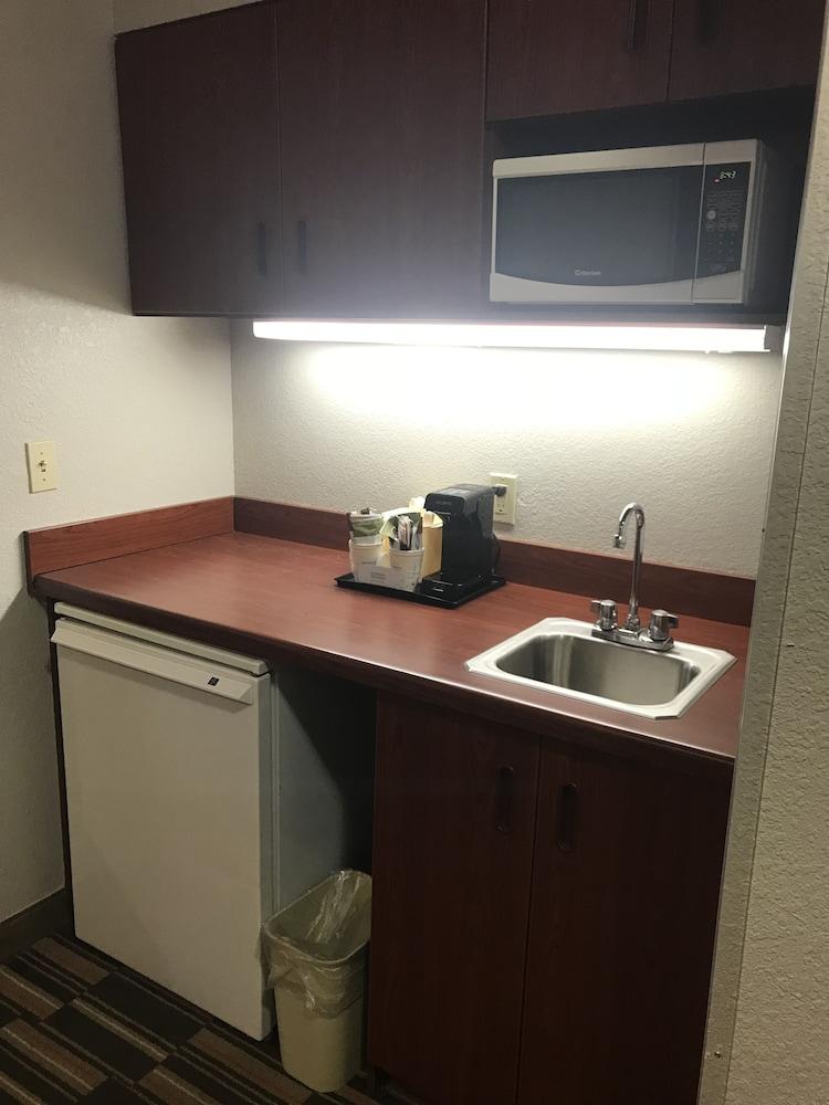 Microtel Inn & Suites Urbandale Kültér fotó